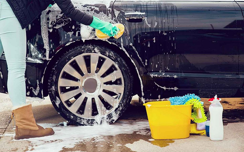 Professional Interior And Exterior Car Wash